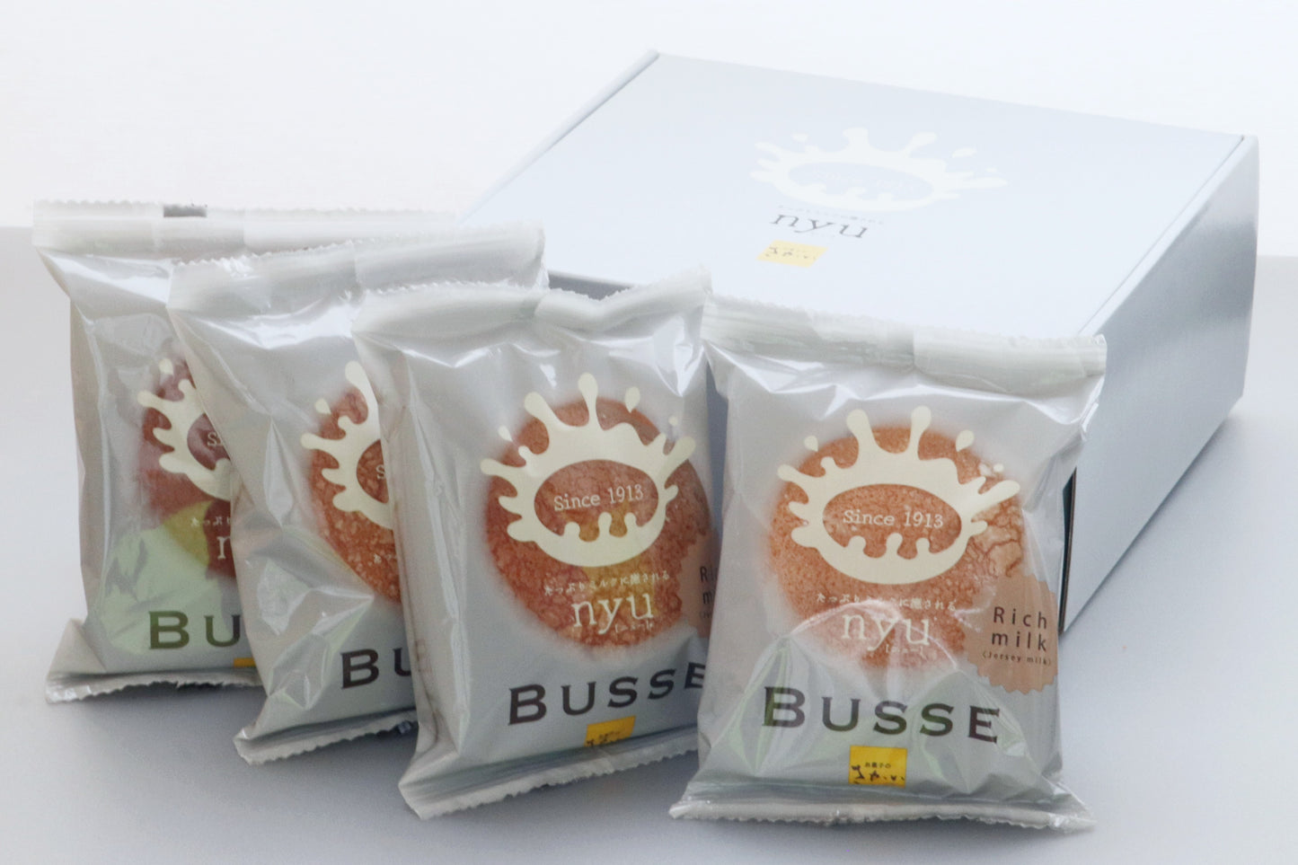 nyuブッセ リッチミルク〈ジャージーミルク〉4個入